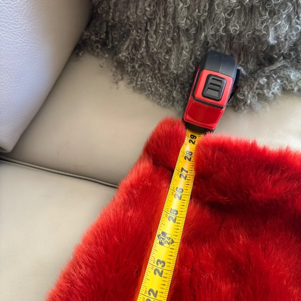 H&M RED FUR FAUX FUR COAT WINTER COAT - Picture 7 of 7